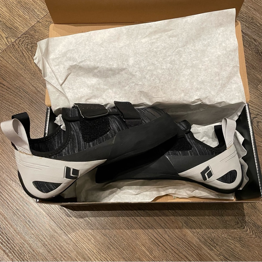Black Diamond - Zone Climbing Shoes (Men’s 9.5 | Women’s 10.5)